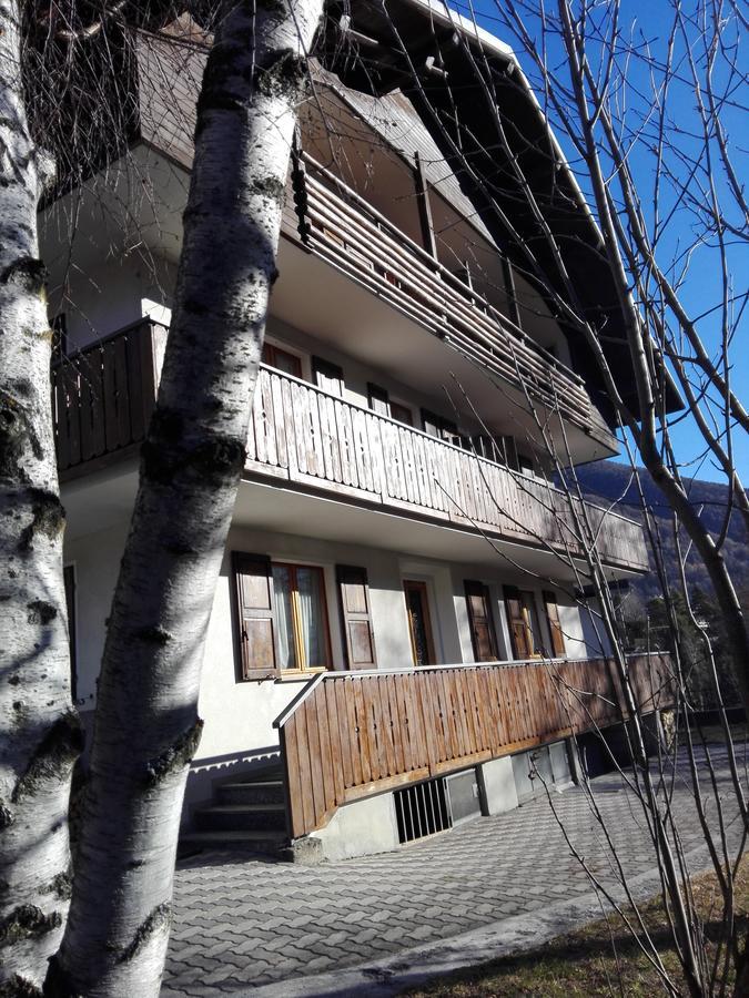 Chalet Bianco Premadio Bagian luar foto