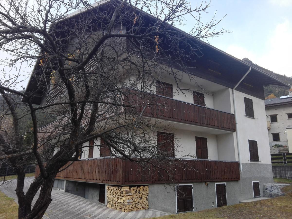 Chalet Bianco Premadio Bagian luar foto