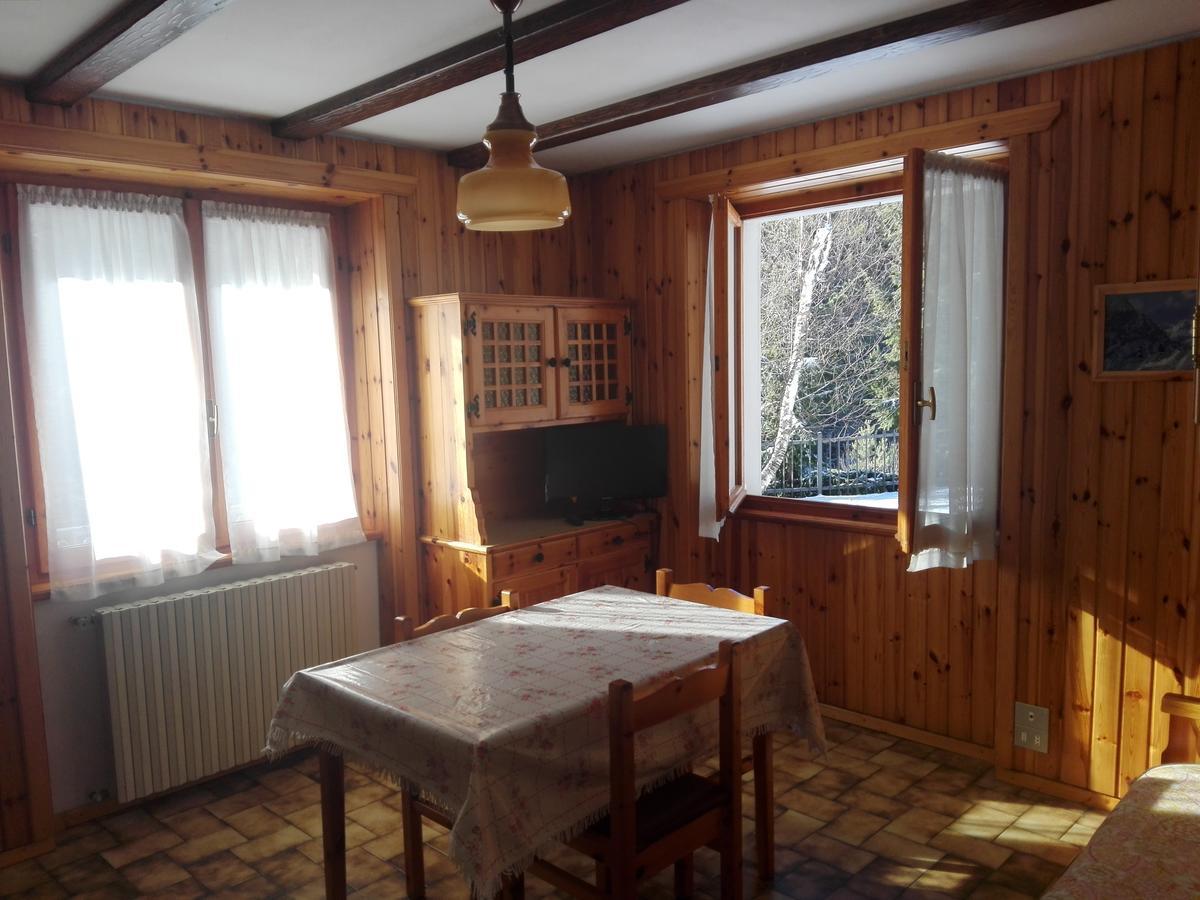 Chalet Bianco Premadio Bagian luar foto